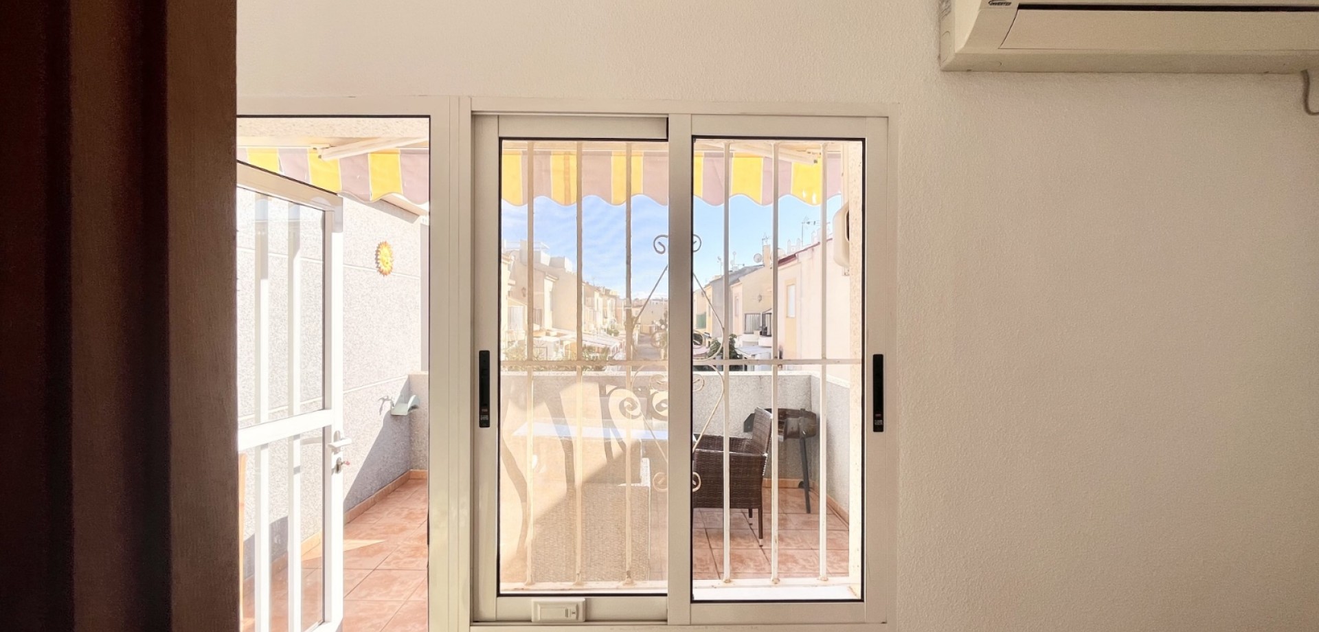 3 Bed, 2 Bath, HouseFor Sale, Torrevieja, Alicante