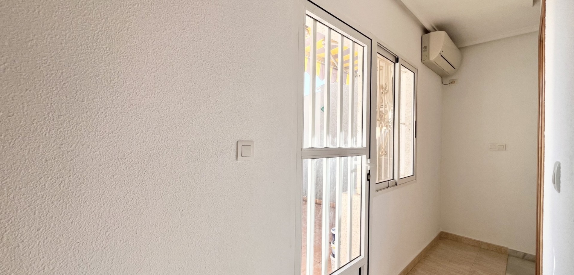 3 Bed, 2 Bath, HouseFor Sale, Torrevieja, Alicante