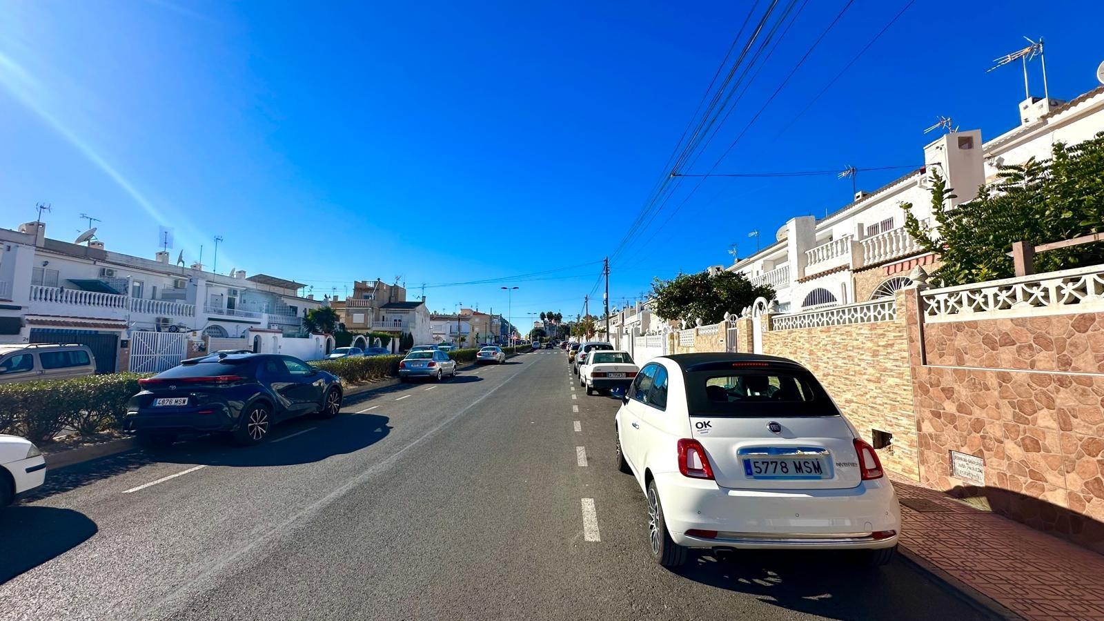 3 Bed, 2 Bath, HouseFor Sale, Torrevieja, Alicante