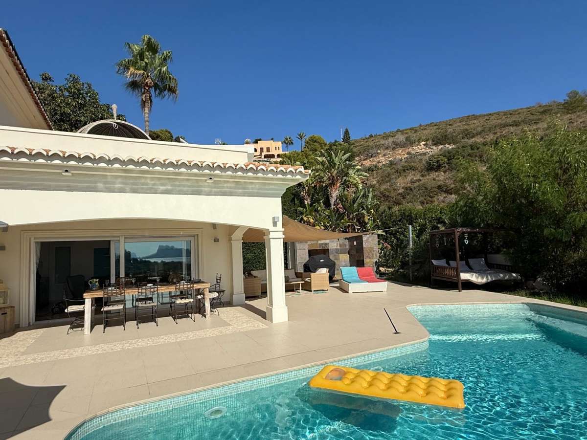 4 Bed, 4 Bath, HouseFor Sale, Moraira, Alicante