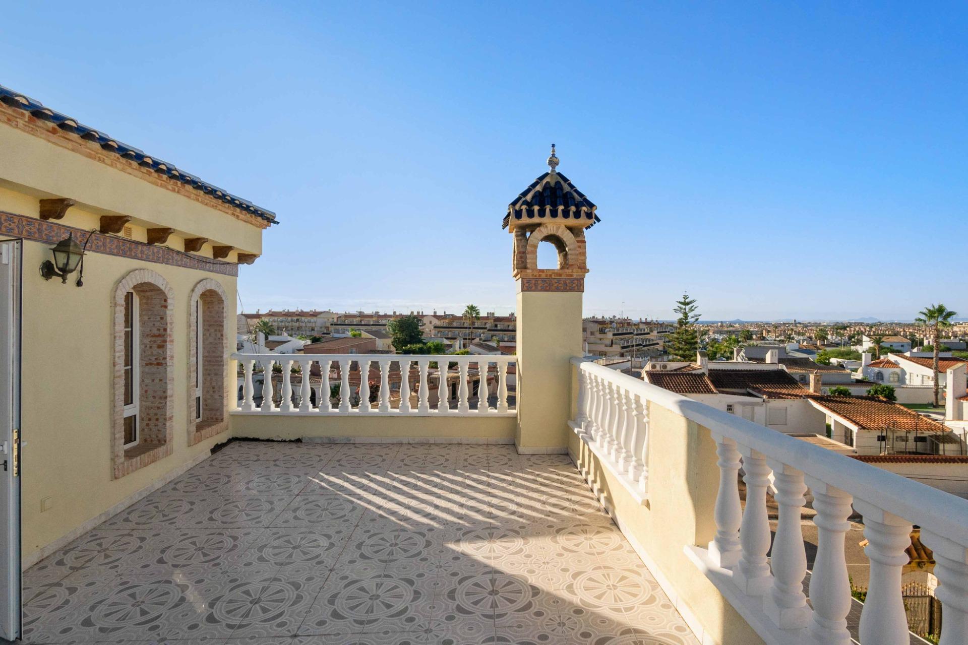 5 Bed, 3 Bath, HouseFor Sale, Orihuela Costa, Alicante