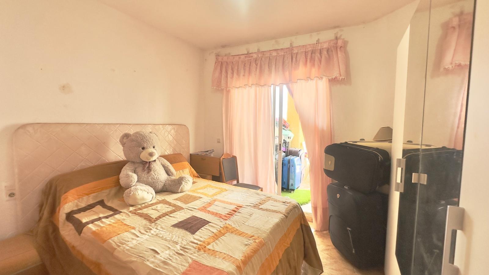 2 Bed, 1 Bath, ApartmentFor Sale, Torrevieja, Alicante