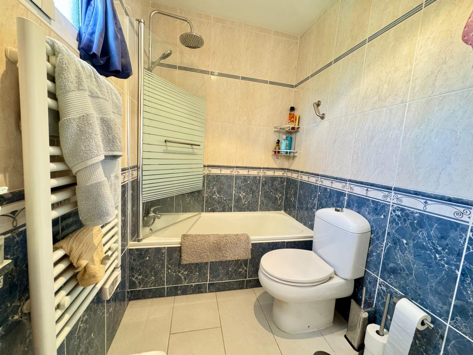 3 Bed, 2 Bath, HouseFor Sale, Torrevieja, Alicante