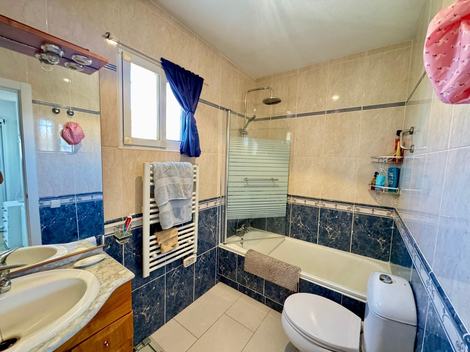 3 Bed, 2 Bath, HouseFor Sale, Torrevieja, Alicante