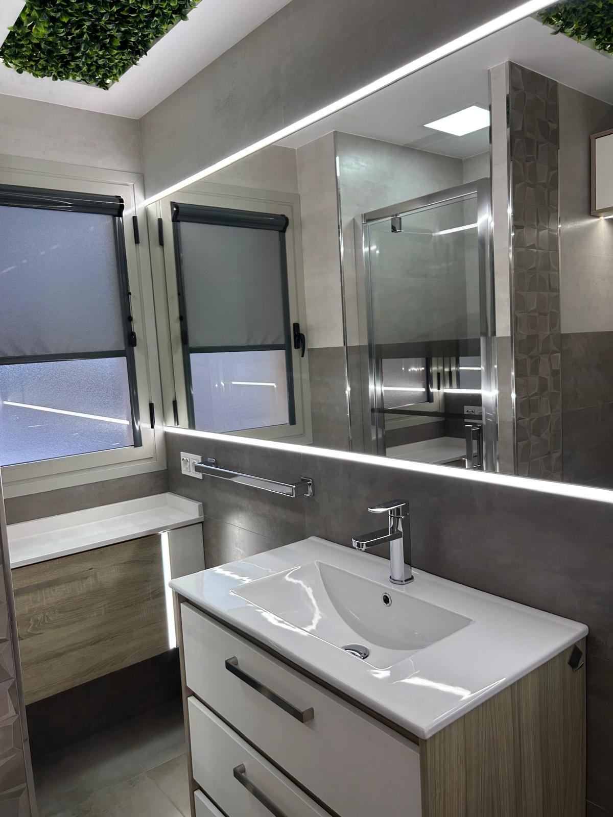 1 Bed, 1 Bath, ApartmentFor Sale, Torrevieja, Alicante