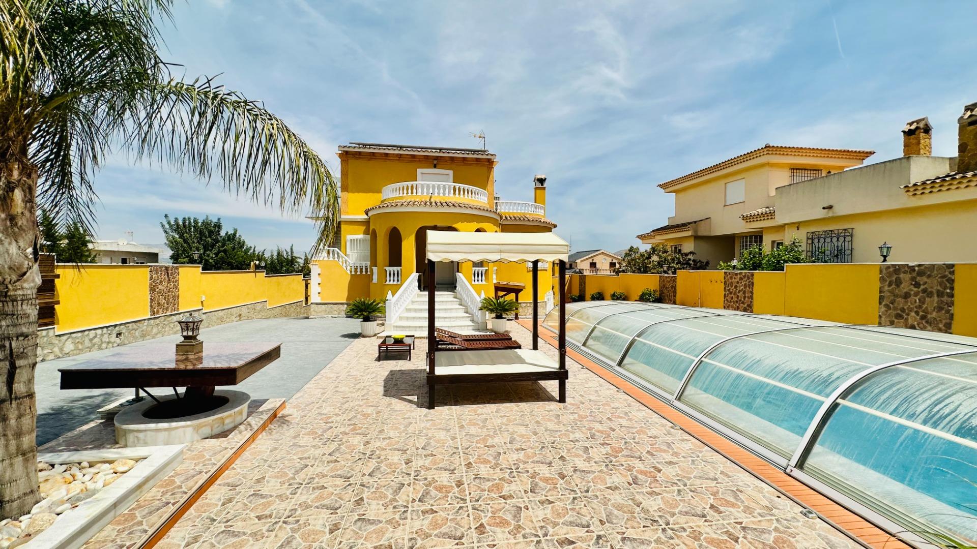 5 Bed, 3 Bath, HouseFor Sale, Orihuela, Alicante