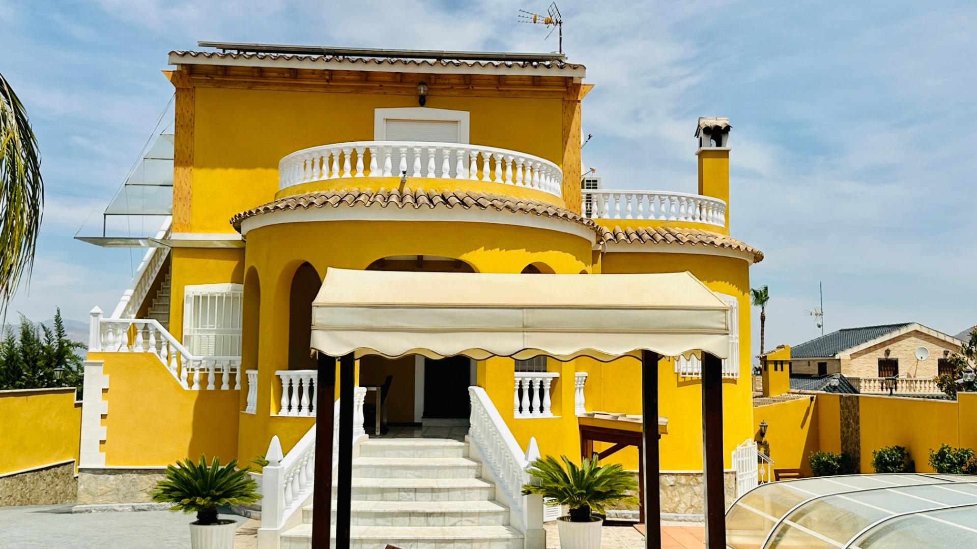 5 Bed, 3 Bath, HouseFor Sale, Orihuela, Alicante