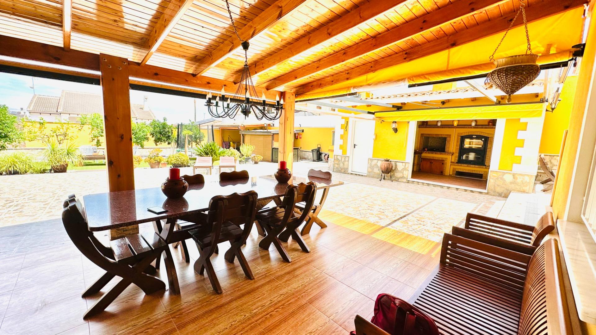 5 Bed, 3 Bath, HouseFor Sale, Orihuela, Alicante