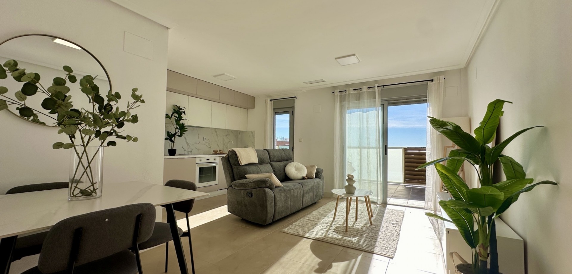 3 Bed, 2 Bath, ApartmentFor Sale, Torrevieja, Alicante