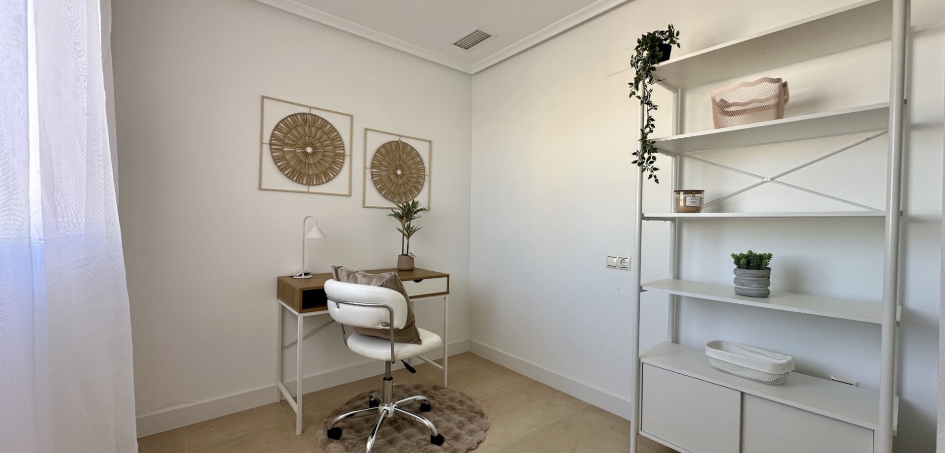 3 Bed, 2 Bath, ApartmentFor Sale, Torrevieja, Alicante