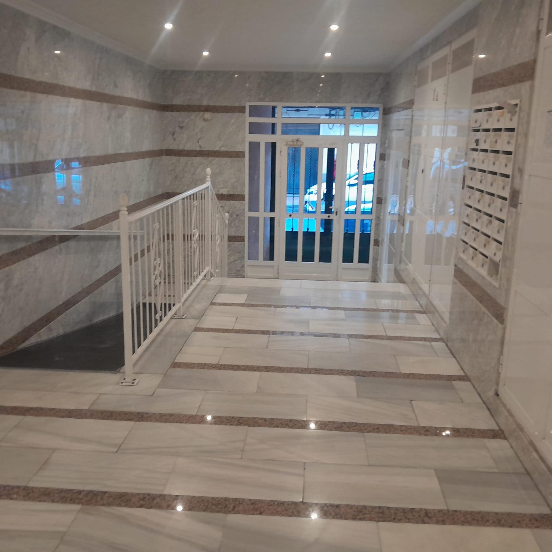 2 Bed, 1 Bath, ApartmentFor Sale, Torrevieja, Alicante