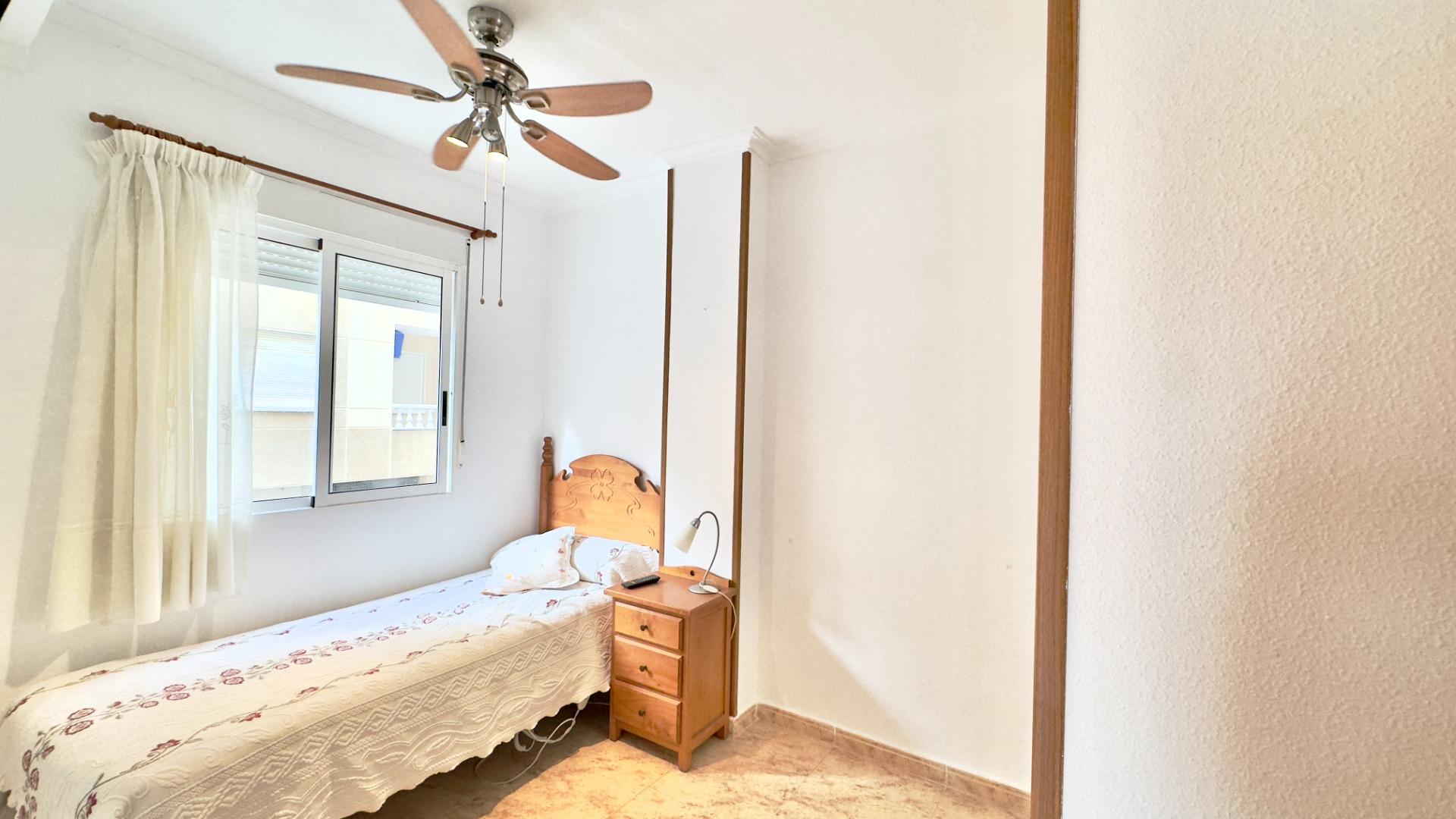 2 Bed, 1 Bath, ApartmentFor Sale, Torrevieja, Alicante