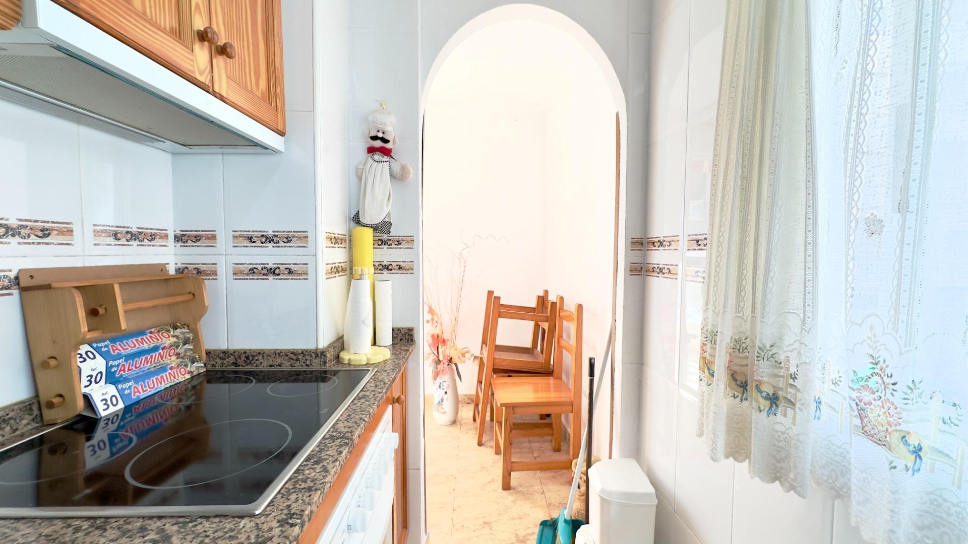 2 Bed, 1 Bath, ApartmentFor Sale, Torrevieja, Alicante