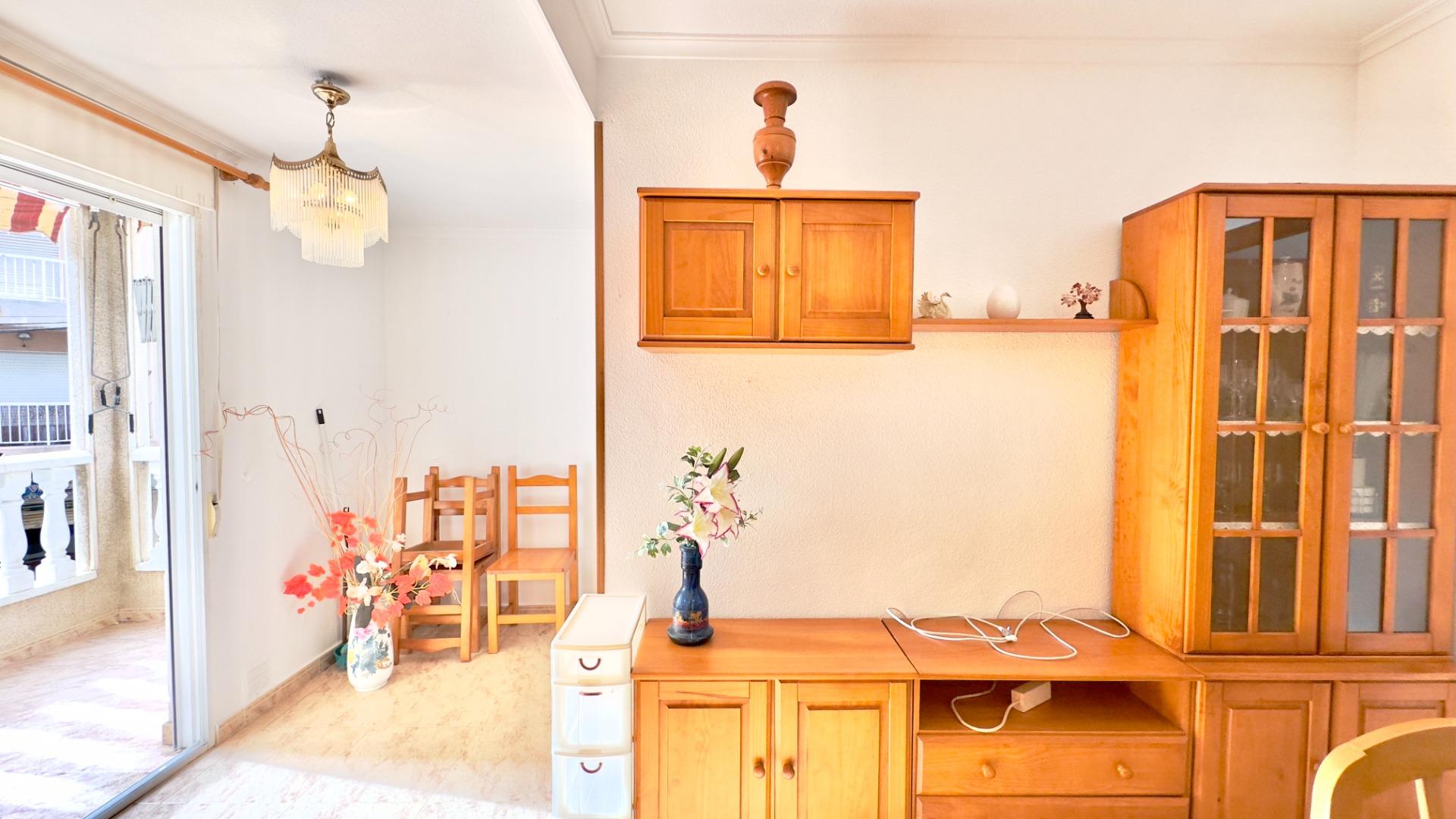 2 Bed, 1 Bath, ApartmentFor Sale, Torrevieja, Alicante