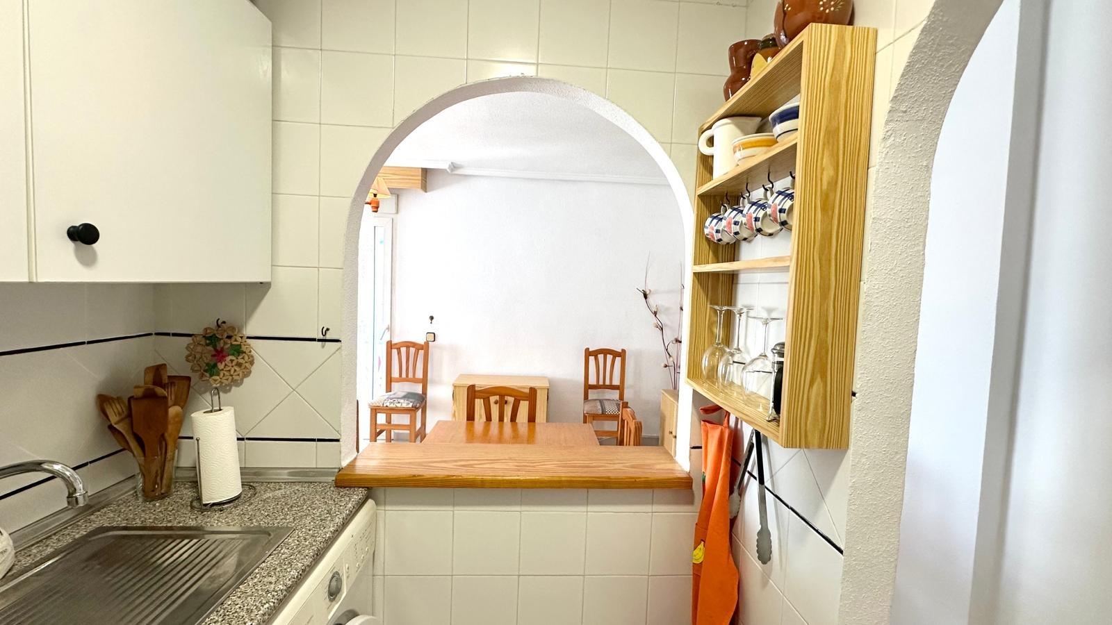 2 Bed, 1 Bath, ApartmentFor Sale, Torrevieja, Alicante