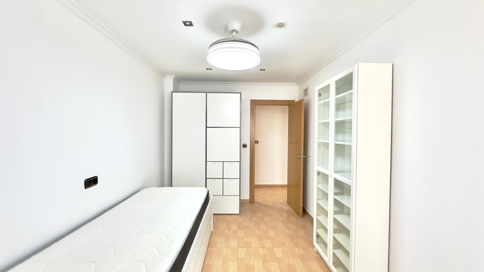 3 Bed, 1 Bath, ApartmentFor Sale, Torrevieja, Alicante