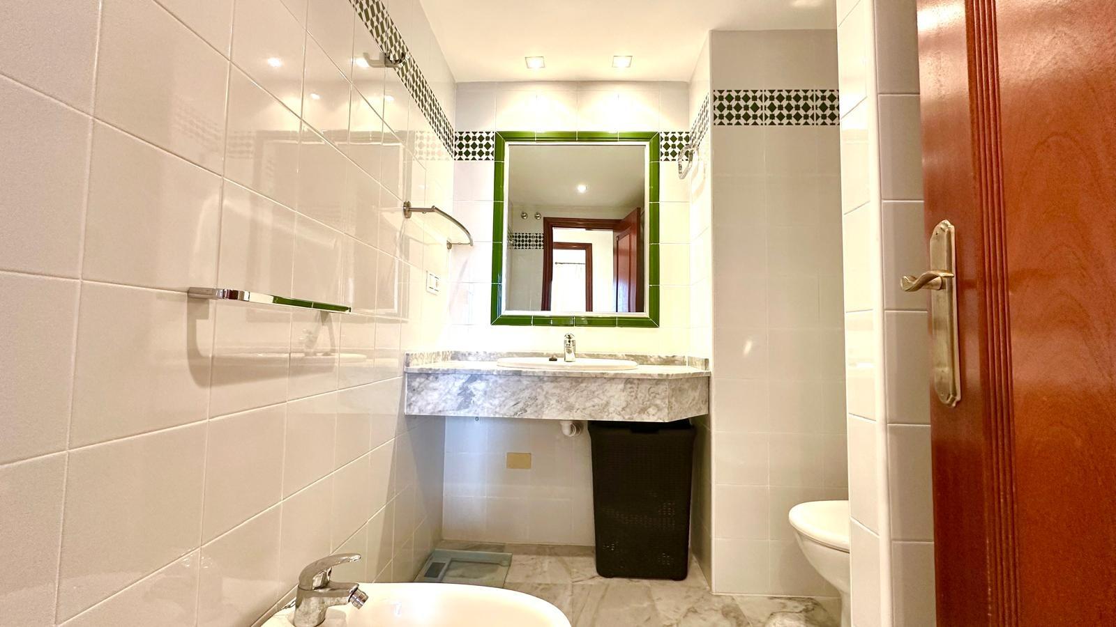 3 Bed, 2 Bath, ApartmentFor Sale, Torrevieja, Alicante