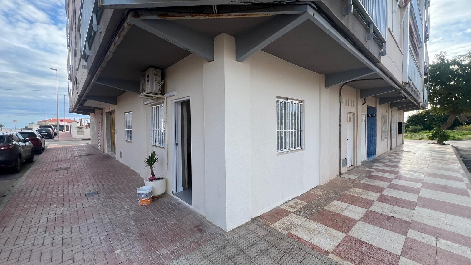 1 Bed, 1 Bath, ApartmentFor Sale, Torrevieja, Alicante