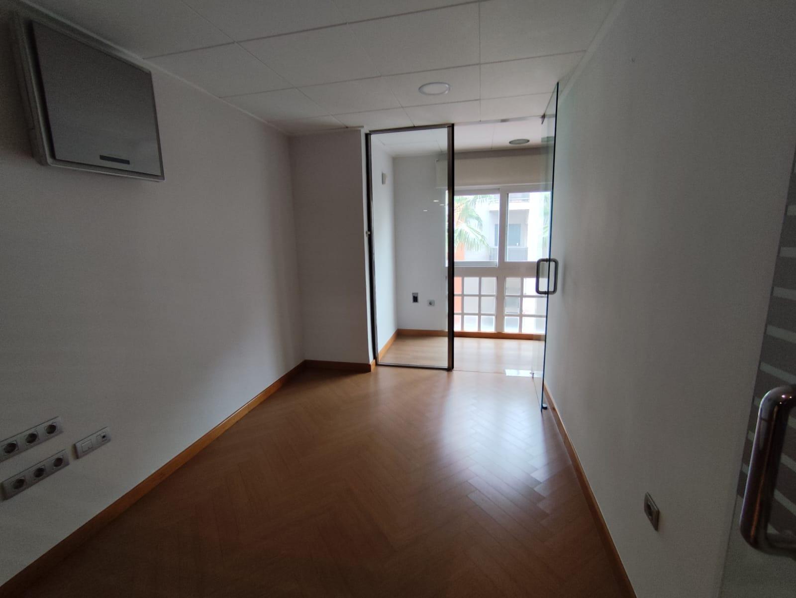 7 Bed, 2 Bath, ApartmentFor Sale, Torrevieja, Alicante