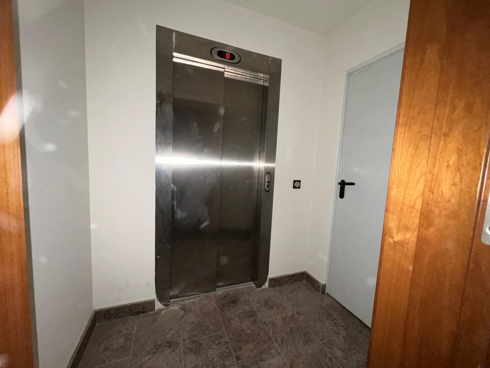 3 Bed, 2 Bath, ApartmentFor Sale, Torrevieja, Alicante