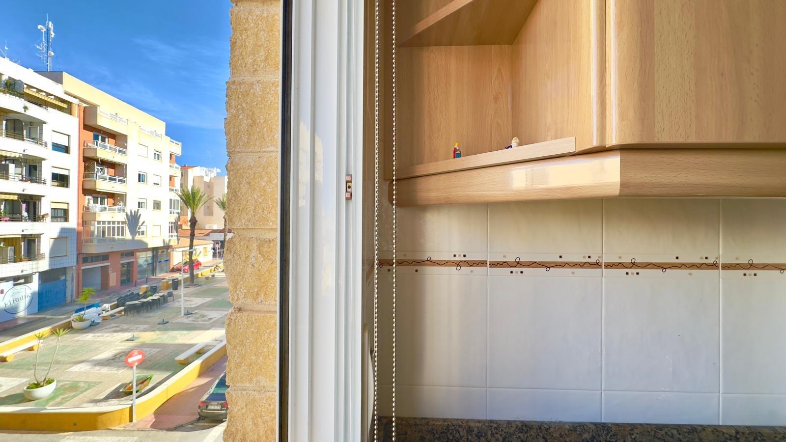 2 Bed, 1 Bath, ApartmentFor Sale, Torrevieja, Alicante