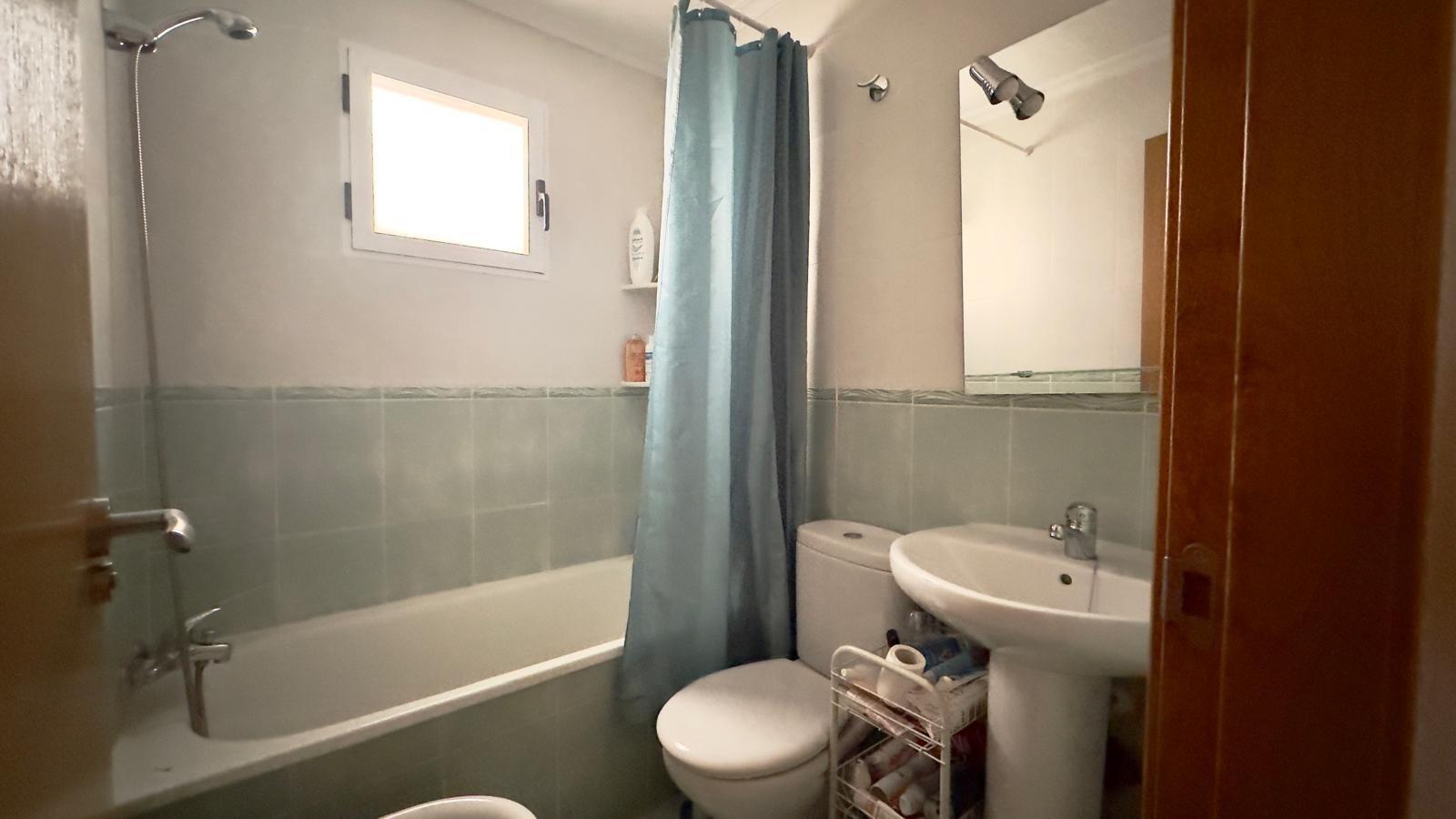 2 Bed, 1 Bath, ApartmentFor Sale, Torrevieja, Alicante