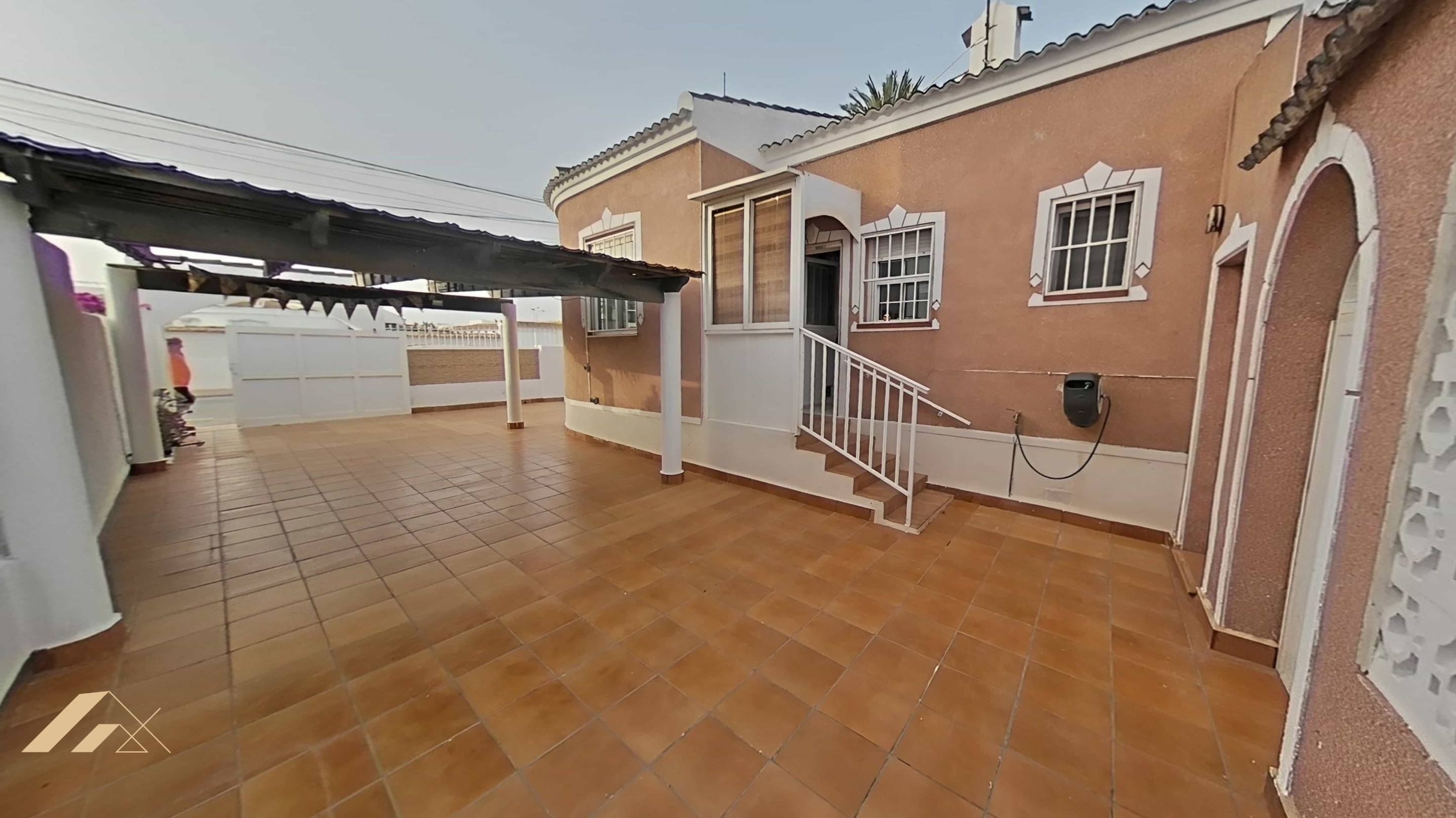 3 Bed, 2 Bath, HouseFor Sale, Torrevieja, Alicante