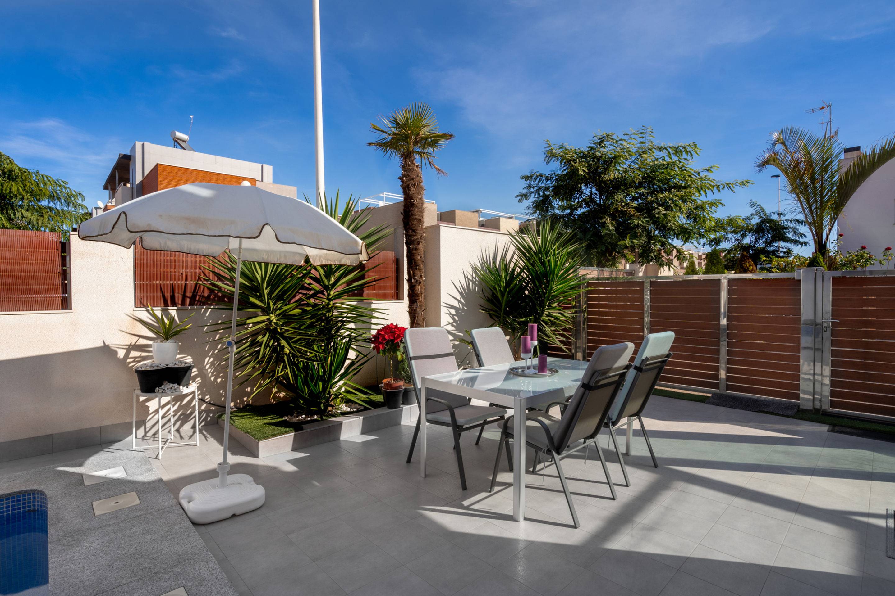 5 Bed, 3 Bath, HouseFor Sale, Torrevieja, Alicante