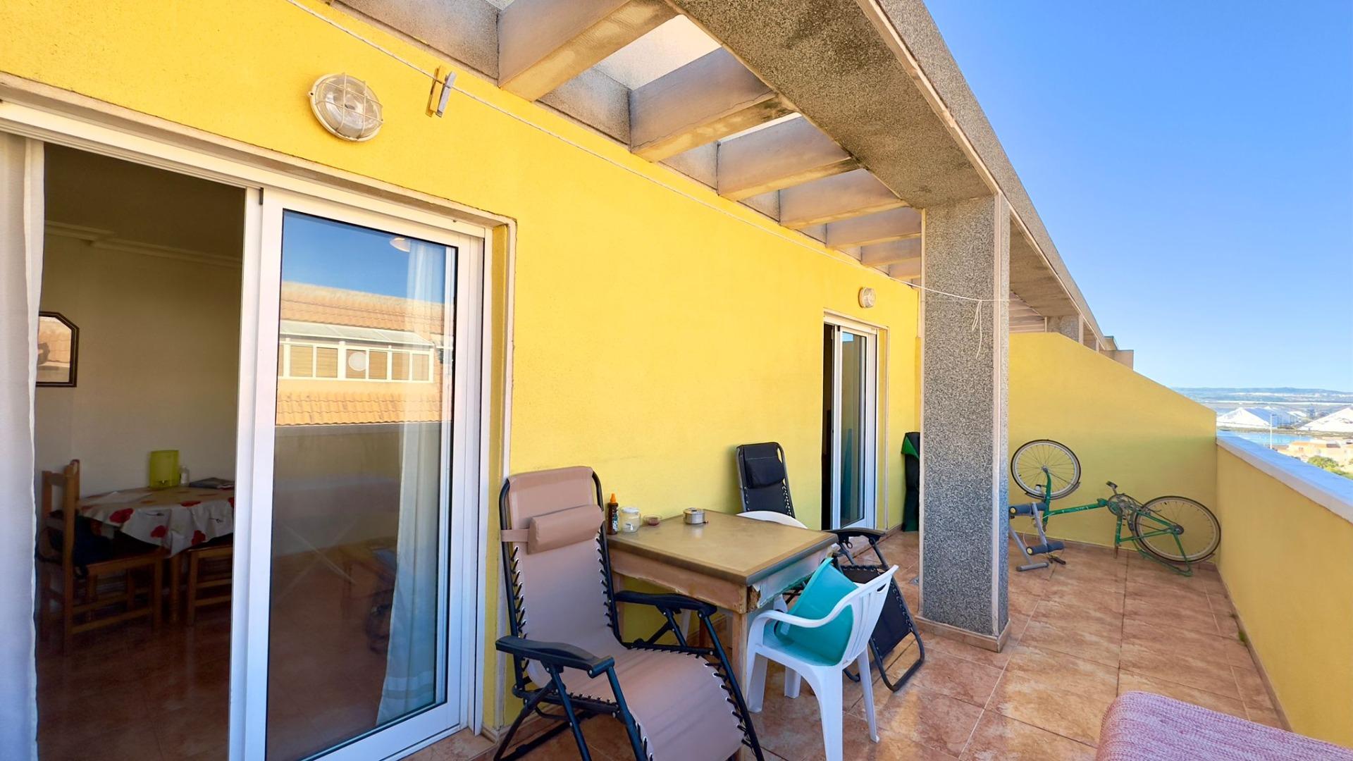 2 Bed, 1 Bath, ApartmentFor Sale, Torrevieja, Alicante