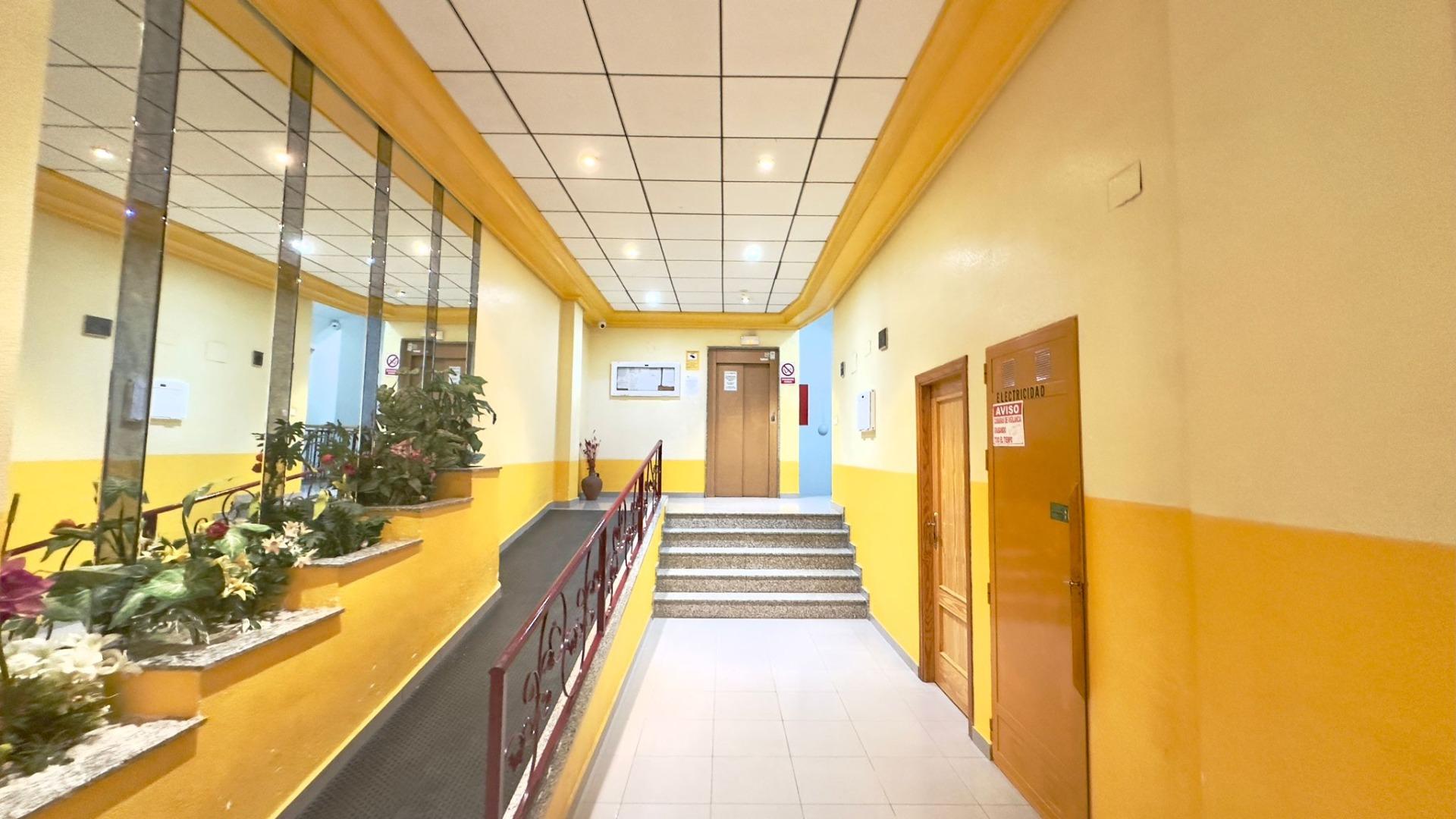 2 Bed, 1 Bath, ApartmentFor Sale, Torrevieja, Alicante