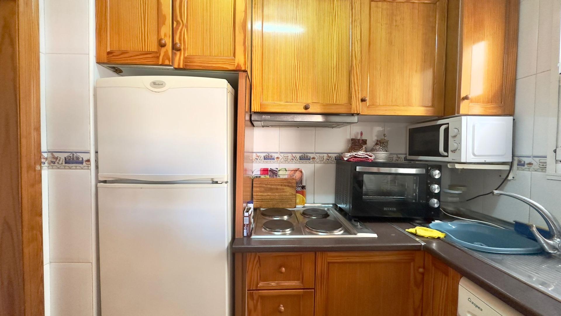 2 Bed, 1 Bath, ApartmentFor Sale, Torrevieja, Alicante