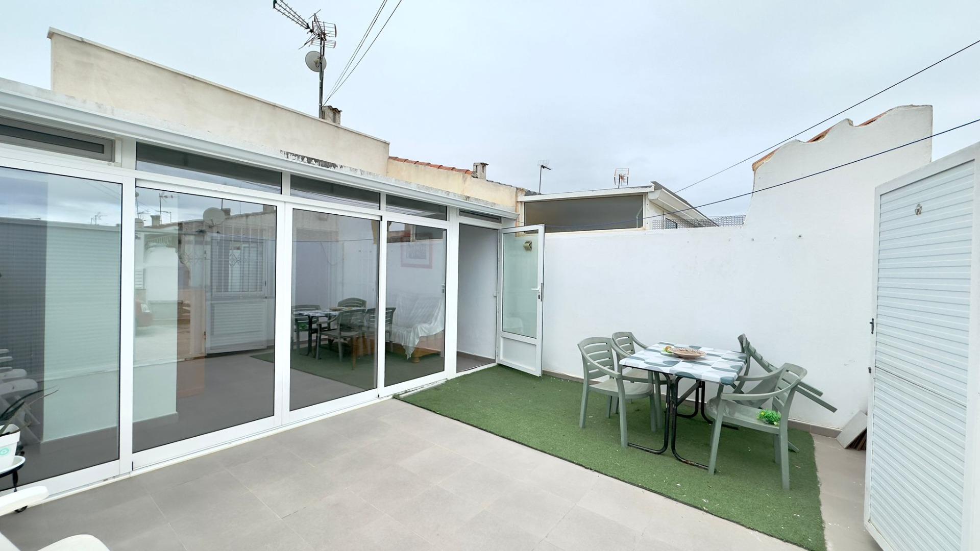2 Bed, 1 Bath, HouseFor Sale, Torrevieja, Alicante