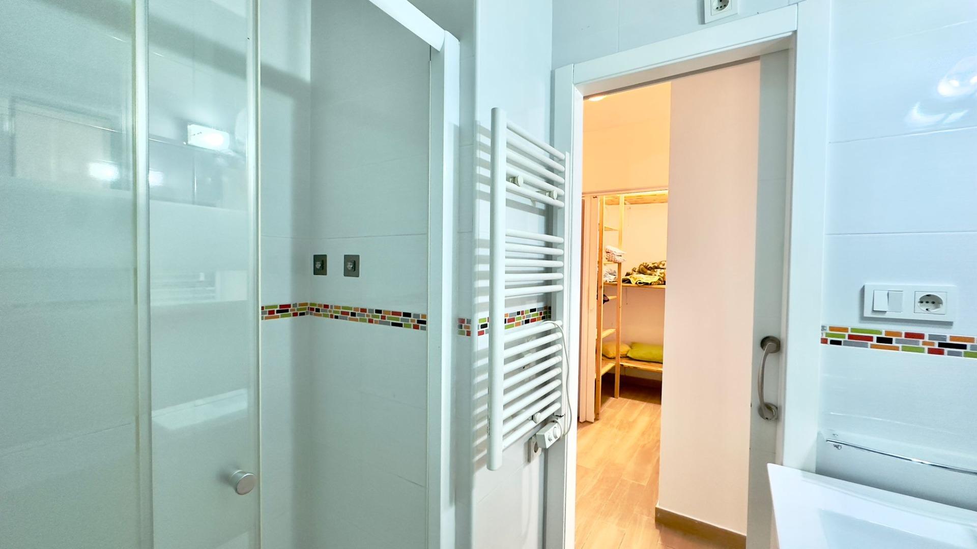 2 Bed, 1 Bath, HouseFor Sale, Torrevieja, Alicante