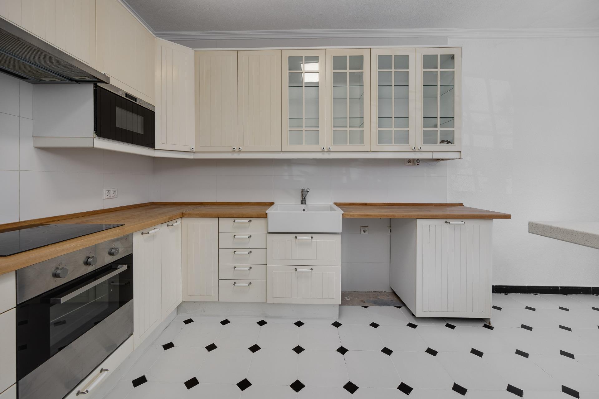 3 Bed, 3 Bath, HouseFor Sale, Torrevieja, Alicante