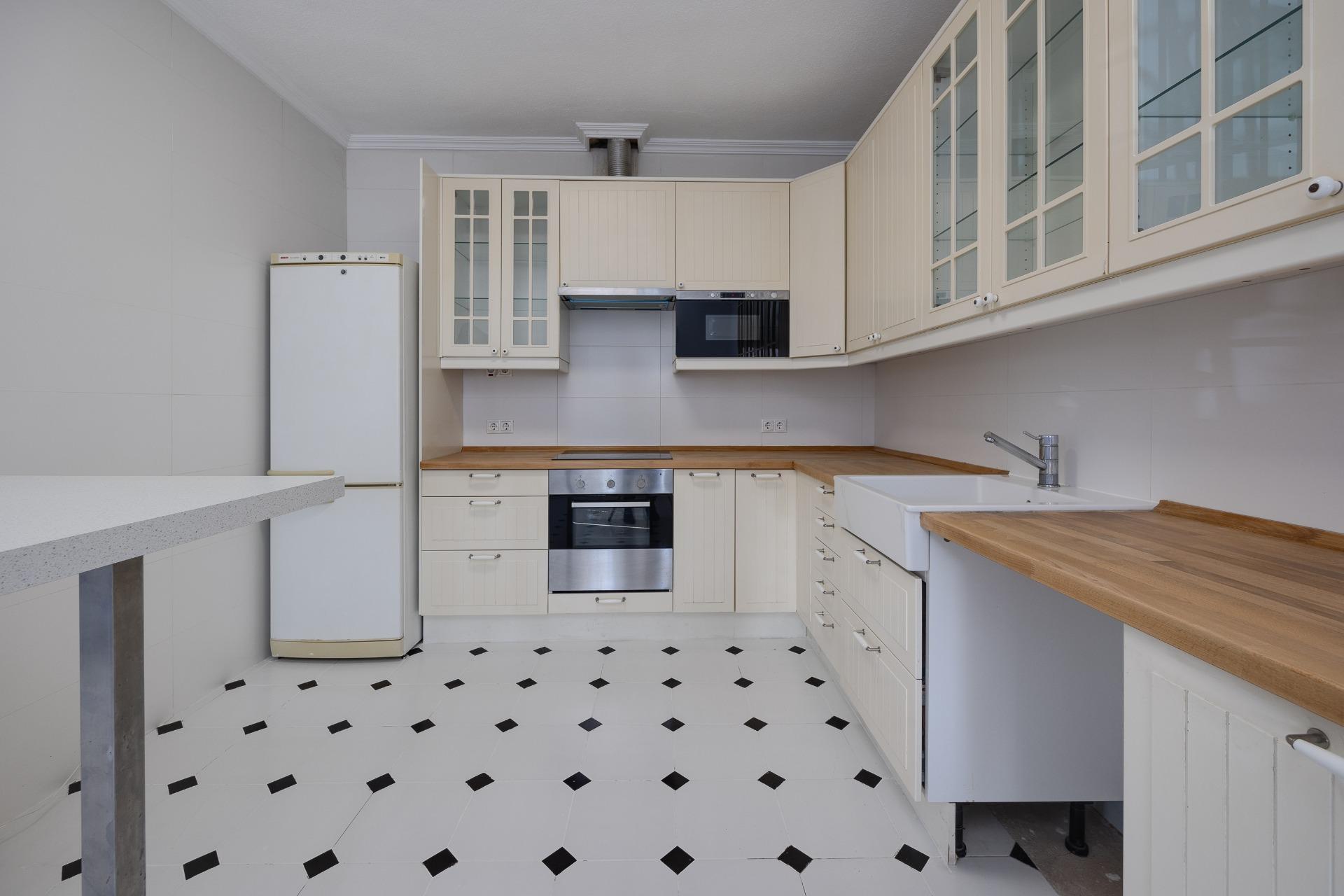 3 Bed, 3 Bath, HouseFor Sale, Torrevieja, Alicante