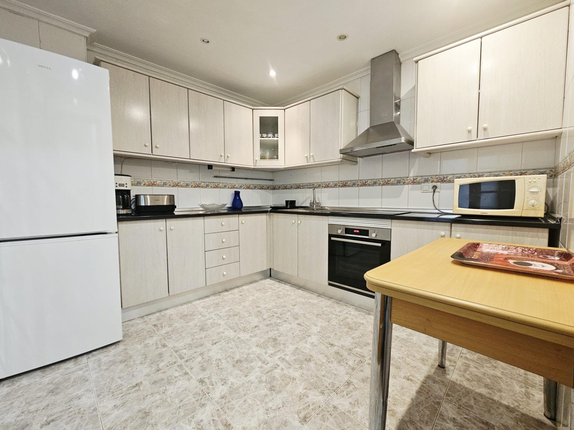 3 Bed, 2 Bath, ApartmentFor Sale, Torrevieja, Alicante