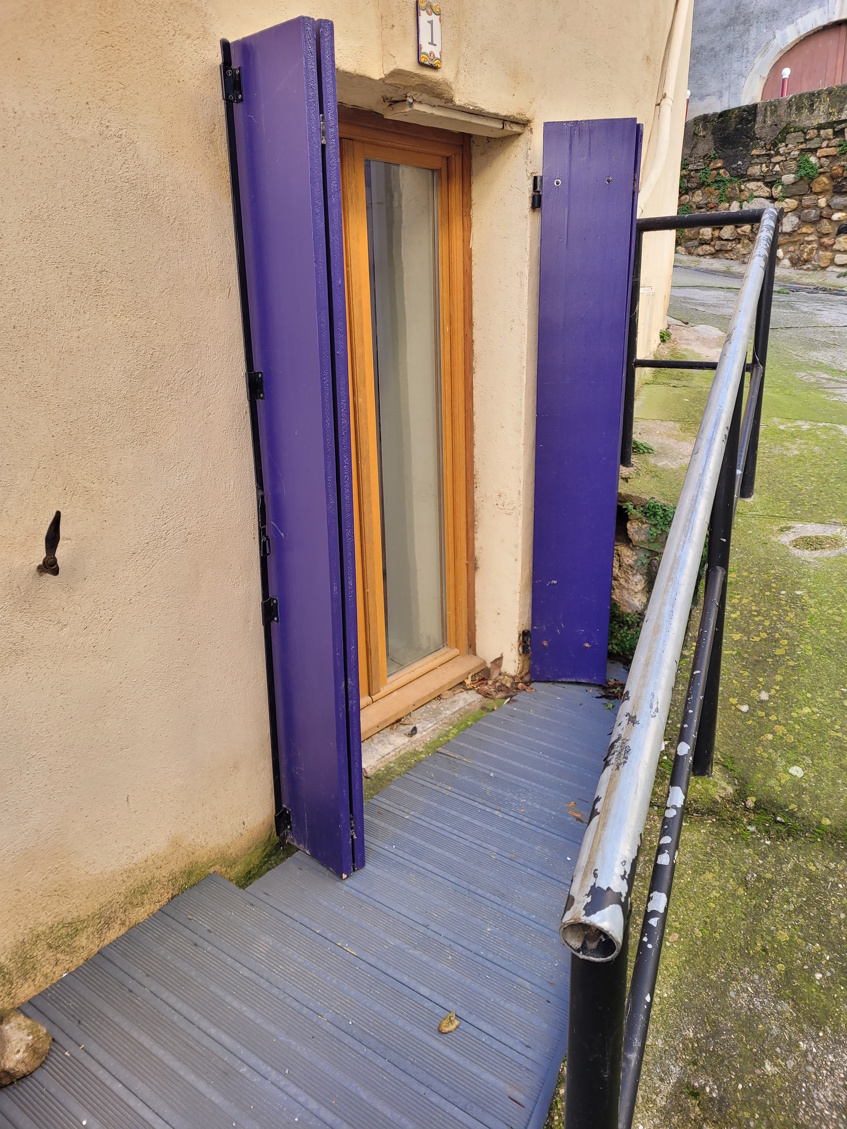 2 Bed, 2 Bath, HouseFor Sale, Pezenas, Herault, Languedoc-Roussillon, 34120