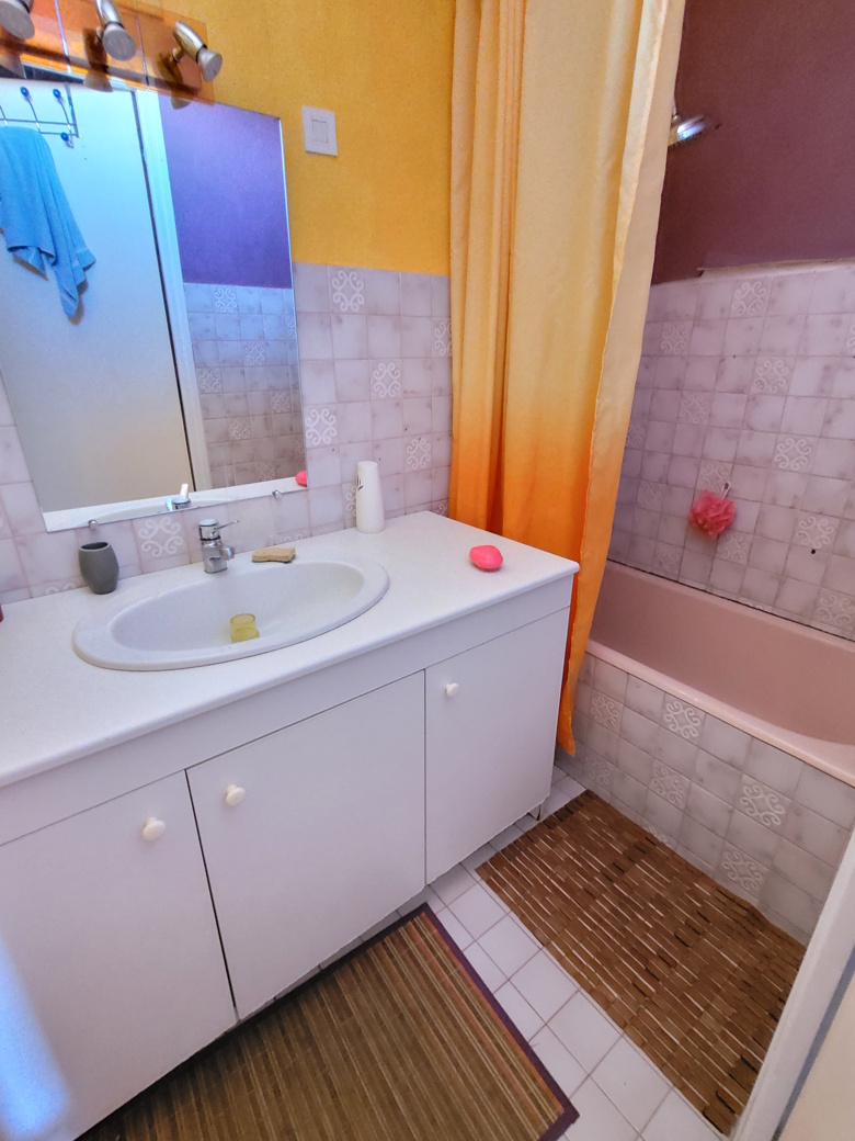 4 Bed, 2 Bath, HouseFor Sale, Maraussan, Herault, Languedoc-Roussillon, 34370