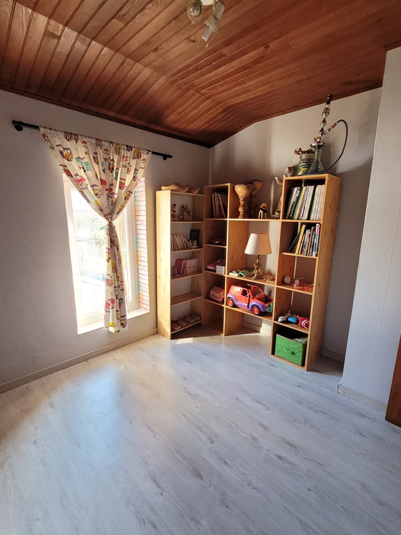 4 Bed, 2 Bath, HouseFor Sale, Maraussan, Herault, Languedoc-Roussillon, 34370