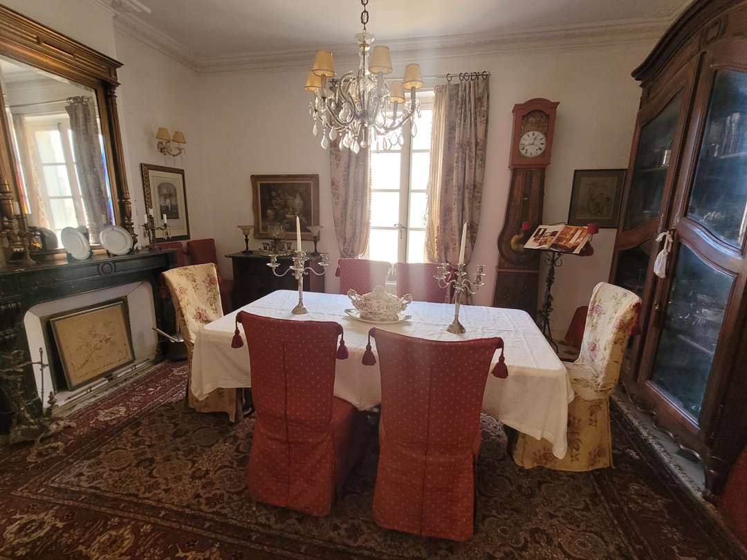 6 Bed, 4 Bath, HouseFor Sale, Capestang, Herault, Languedoc-Roussillon, 34310