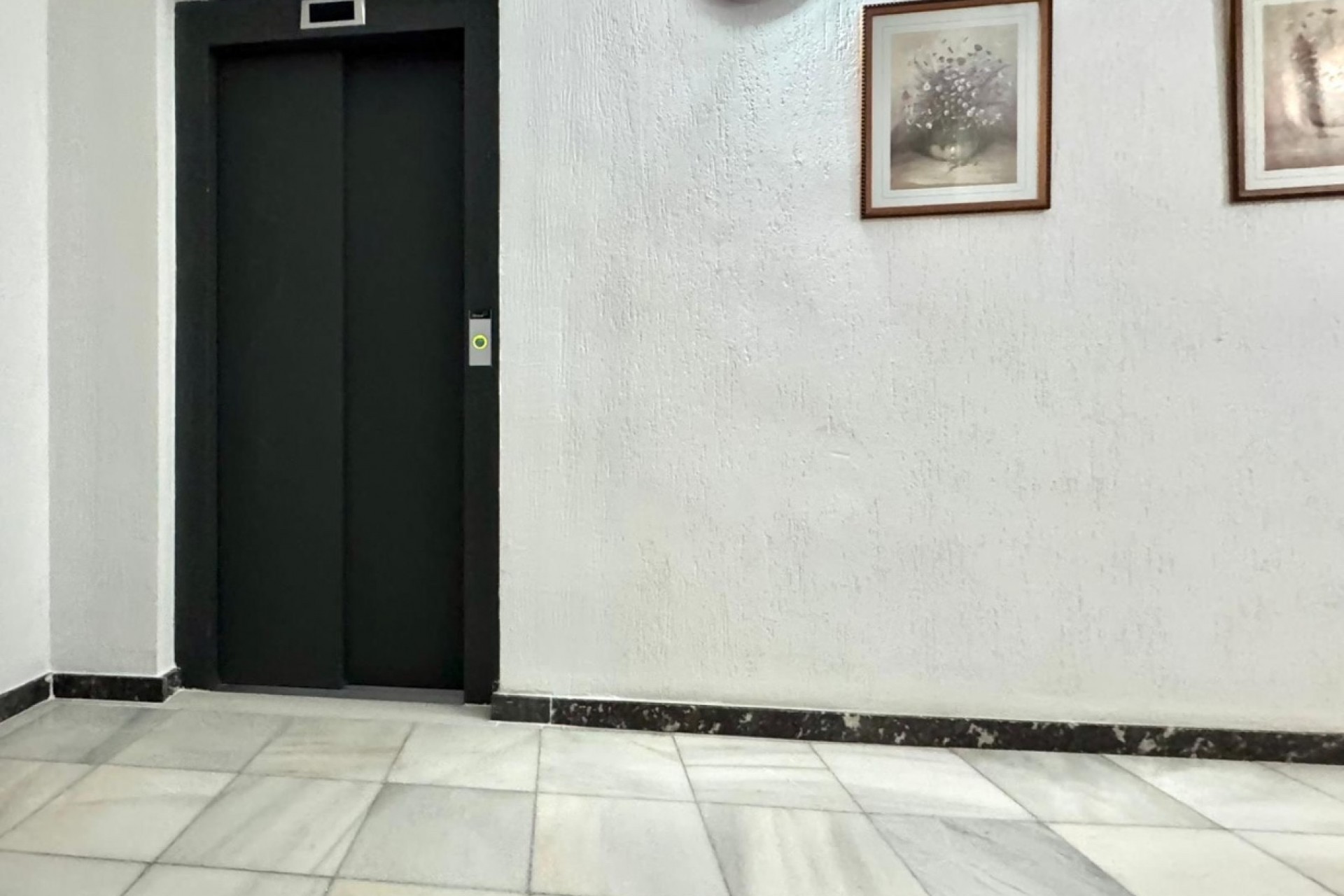 3 Bed, 2 Bath, ApartmentFor Sale, Almoradi, Alicante