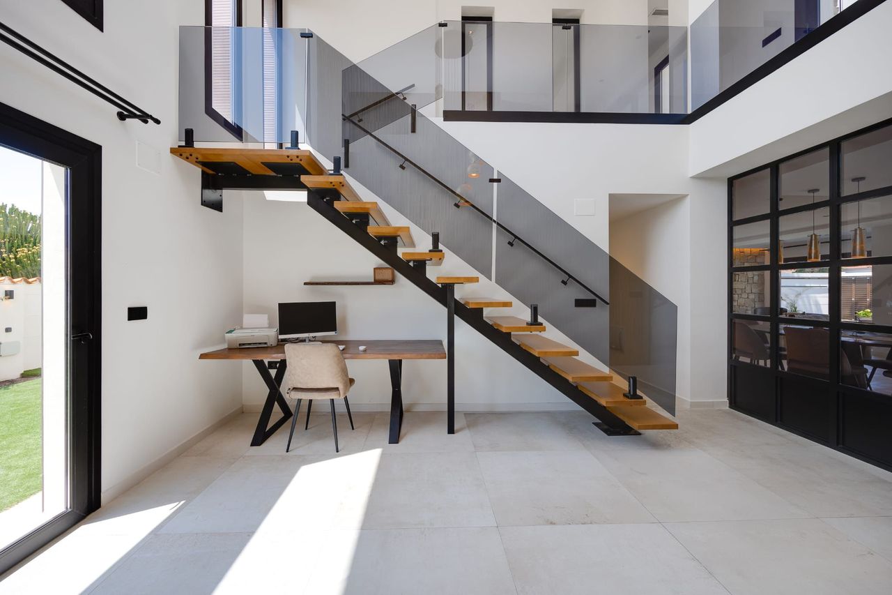 5 Bed, 4 Bath, HouseFor Sale, Torrevieja, Alicante