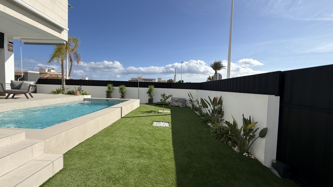 3 Bed, 2 Bath, HouseFor Sale, Pilar De La Horadada, Alicante