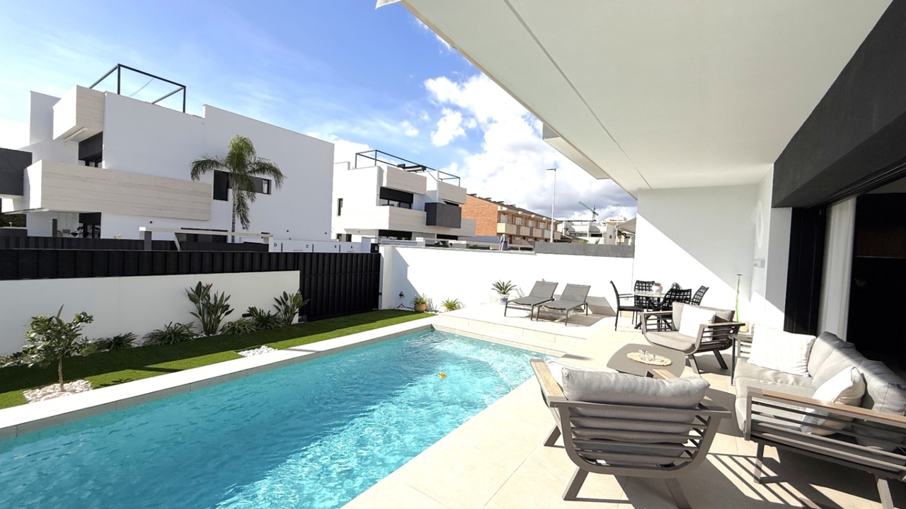 3 Bed, 2 Bath, HouseFor Sale, Pilar De La Horadada, Alicante