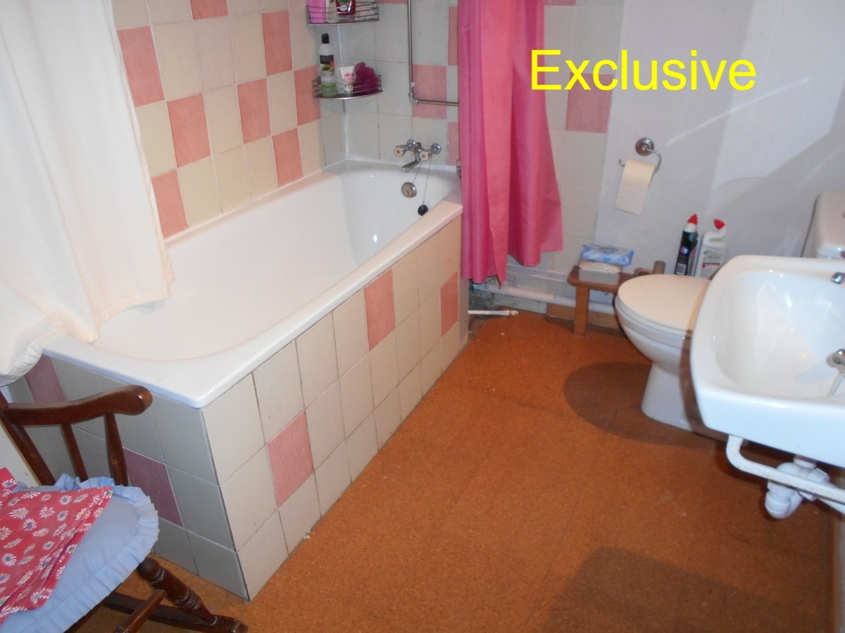 2 Bed, 1 Bath, HouseFor Sale, Pré-en-Pail-Saint-Samson, Pays-de-la-Loire, 53140