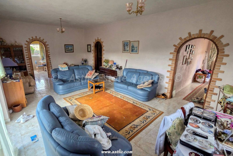 5 Bed, 4 Bath, HouseFor Sale, Buzanada, Buzanada