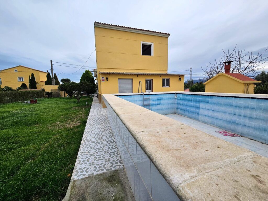 4 Bed, 2 Bath, HouseFor Sale, Oliva, Valencia, 46780