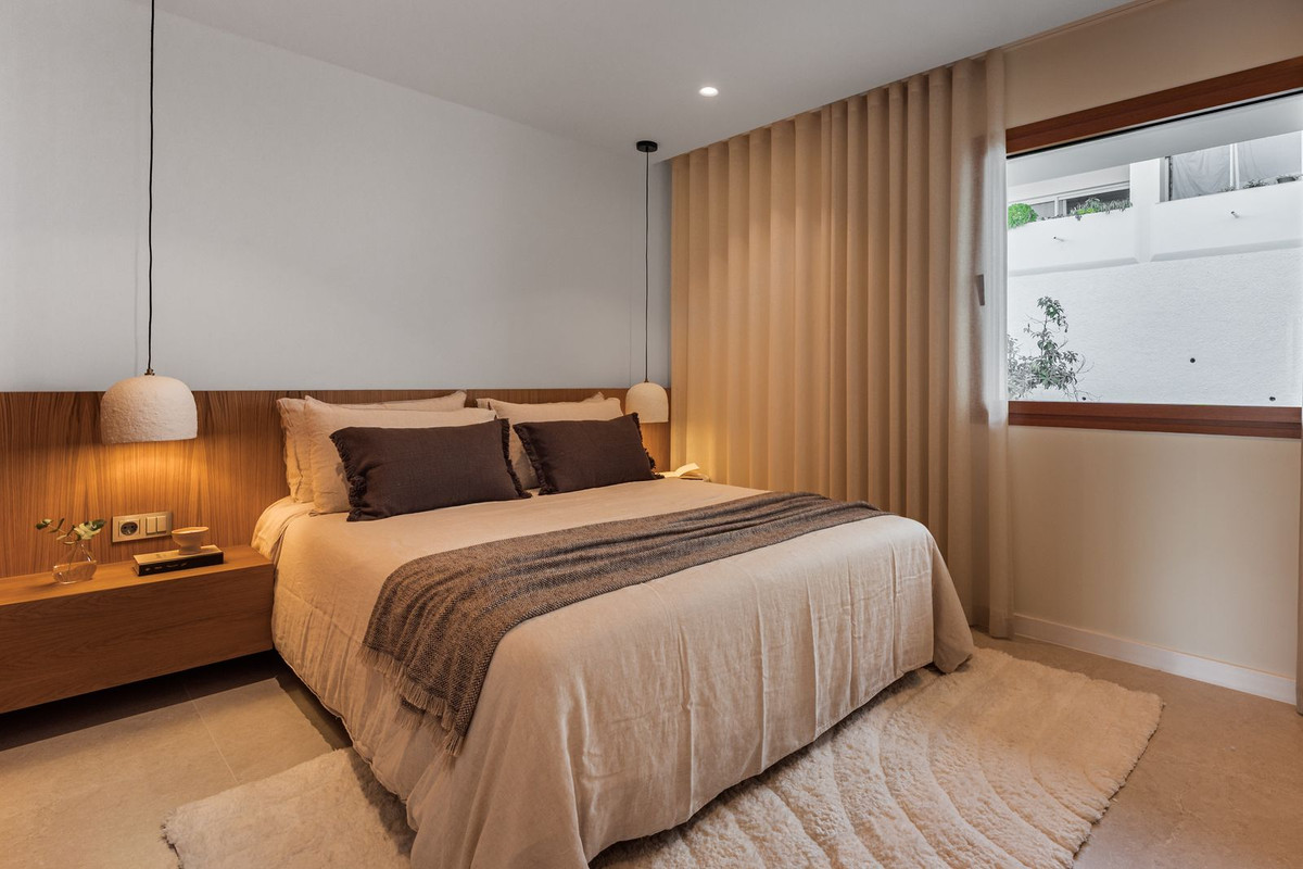 4 Bed, 3 Bath, HouseFor Sale, Aloha, Malaga