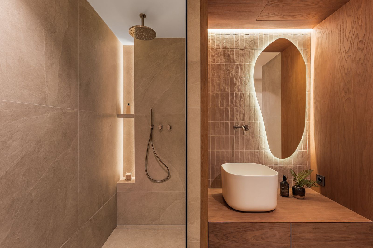 4 Bed, 3 Bath, HouseFor Sale, Aloha, Malaga