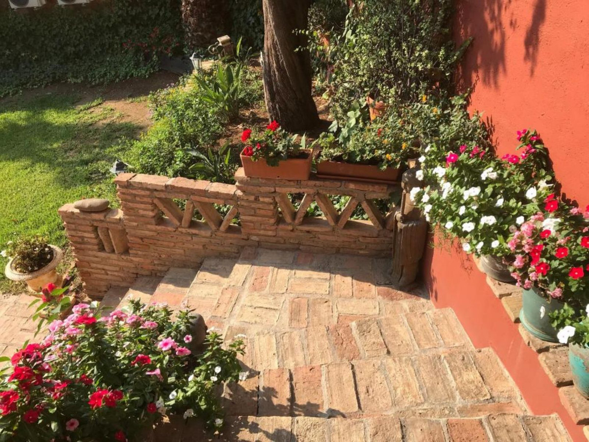 Commercial Property, For Sale